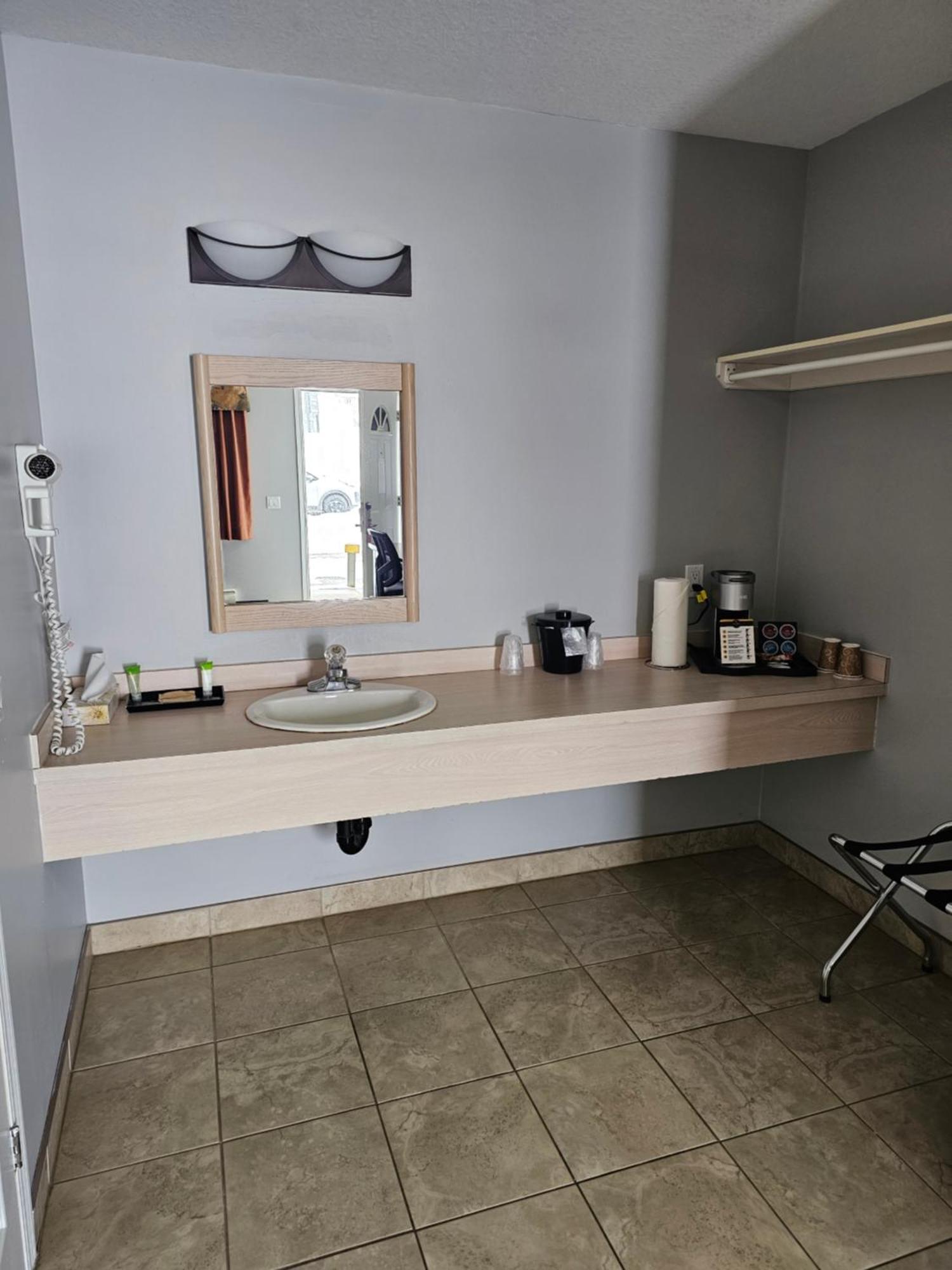 BCMInns - Coleman Extérieur photo